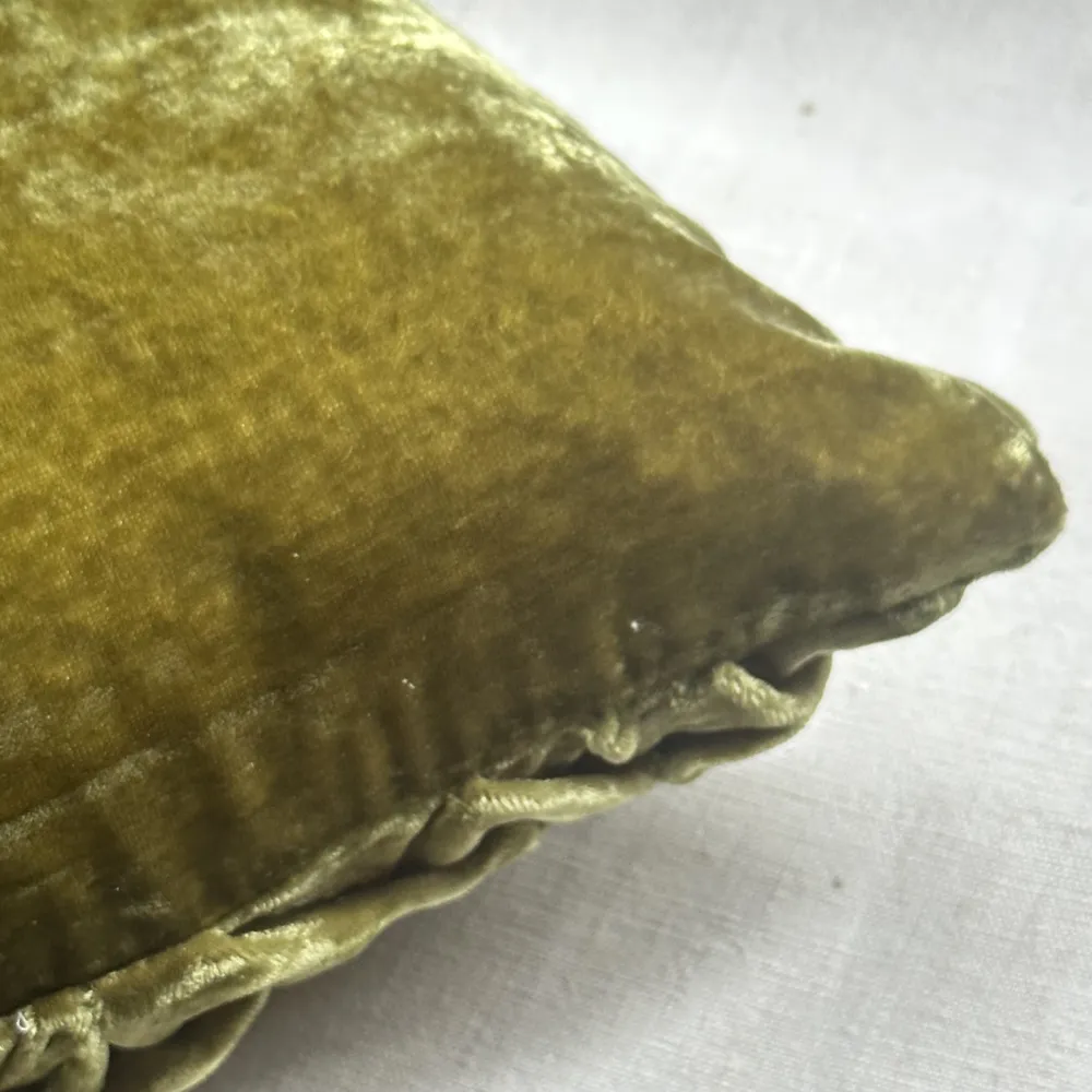 Basket Weave Silk Velvet Cushion in Peridot