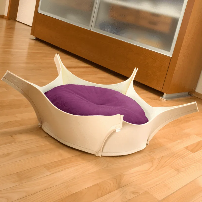 Harry Orthopedic Pet Bed - Cream Felt